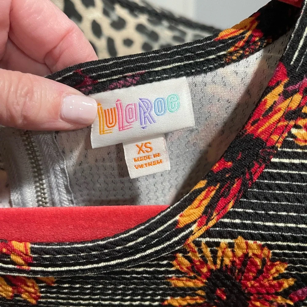 Lularoe‎ sunflower Amelia dress